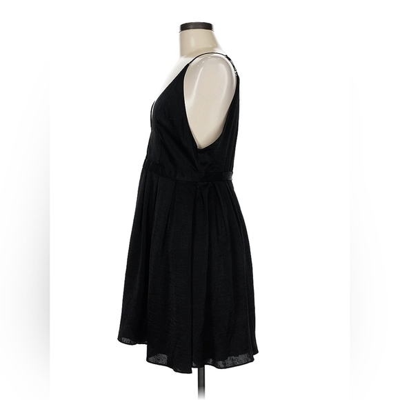 Free People Gabby’s Party All Night Dress – Size 6 – NWT - Picture 11 of 14